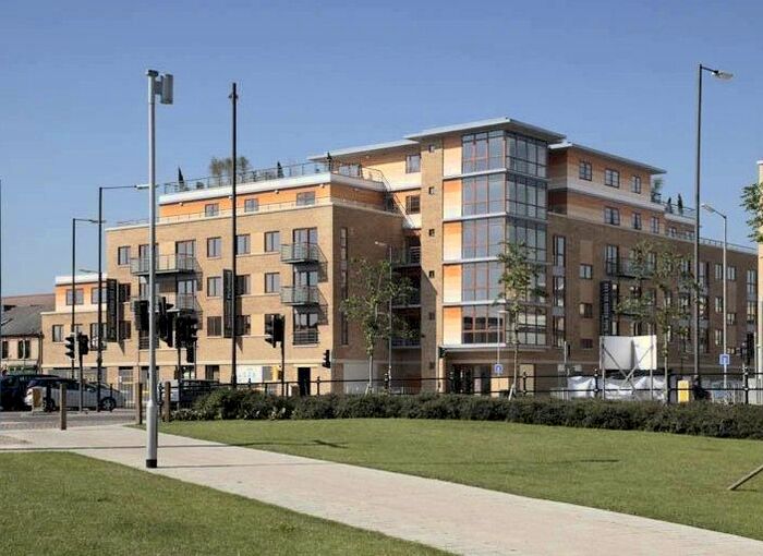 1 Bedroom Flat To Rent In The Levels, Hills Road, Cambridge, CB2