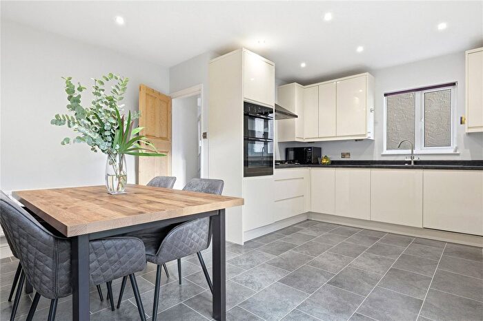 3 Bedroom Semi-Detached House For Sale In Wood Street, Chelmsford, Essex, CM2