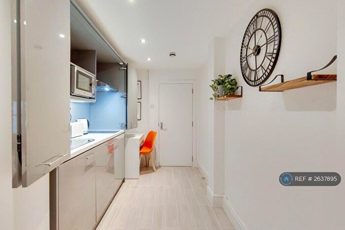 Studio To Rent In Gloucester Place, London, NW1