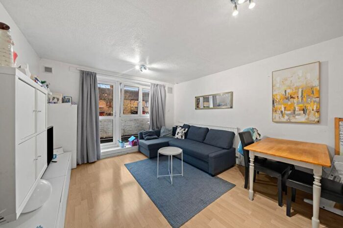 1 Bedroom Flat For Sale In Girdlestone Walk, London, N19