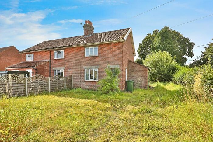 3 Bedroom Semi-Detached House For Sale In Hale Road, Bradenham, Thetford, IP25