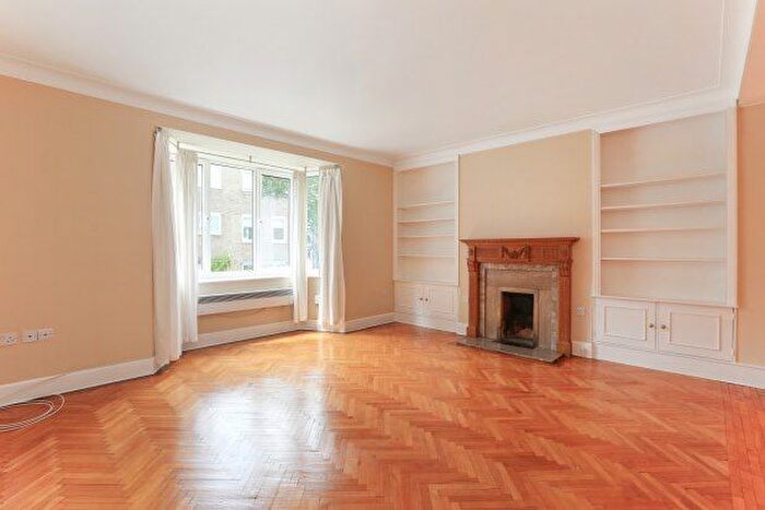 3 Bedroom Flat To Rent In Gloucester Road, London, SW7