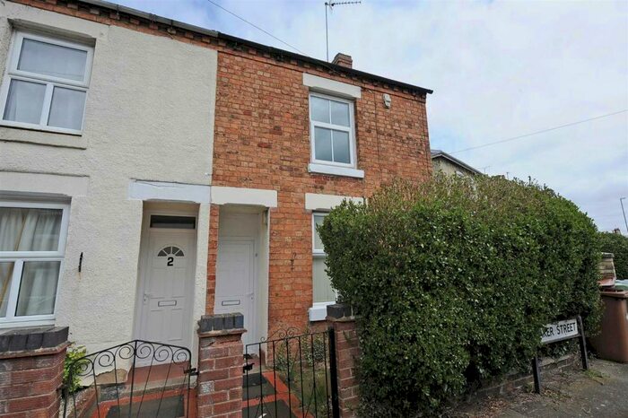 3 Bedroom End Of Terrace House To Rent In Baker Street, Wellingborough, NN8