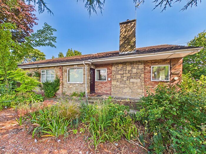 3 Bedroom Detached Bungalow For Sale In Temple Close, Welton, HU15