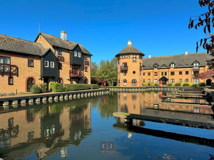 1 Bedroom Apartment To Rent In Lawrence Moorings, Sawbridgeworth, CM21