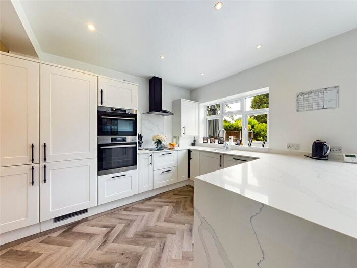 3 Bedroom Semi Detached House To Rent In Kenilworth Gardens, Hornchurch, RM12