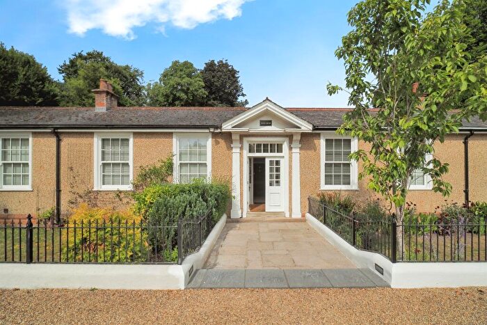 2 Bedroom Apartment For Sale In Salisbury Road, Netheravon, Salisbury, SP4
