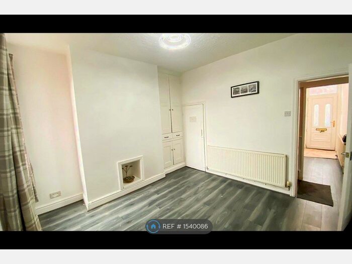3 Bedroom Terraced House To Rent In Holly Street, Stockport, SK1