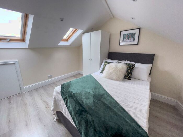 4 Bedroom Terraced House To Rent In Webster Road, L7