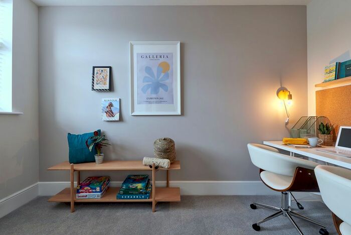 3 Bedroom Semi-Detached House For Sale In Bold Street, Hulme, M15