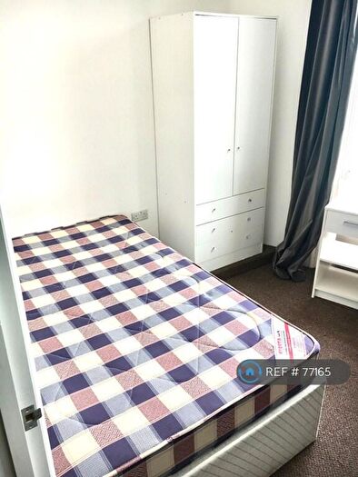 4 Bedroom Flat To Rent In Clifton Road, Bristol, BS8