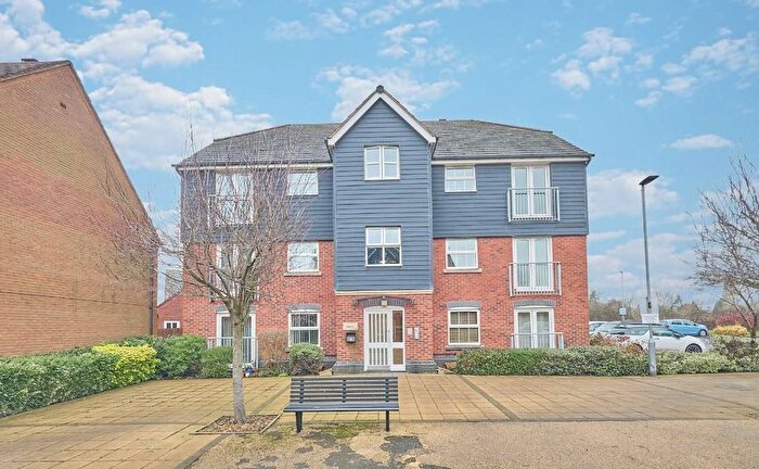 2 Bedroom Flat To Rent In Swallow Court, Long Meadow Drive, Hinckley, LE10