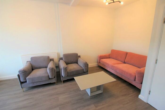 4 Bedroom Flat To Rent In Goose Gate, Nottingham, NG1
