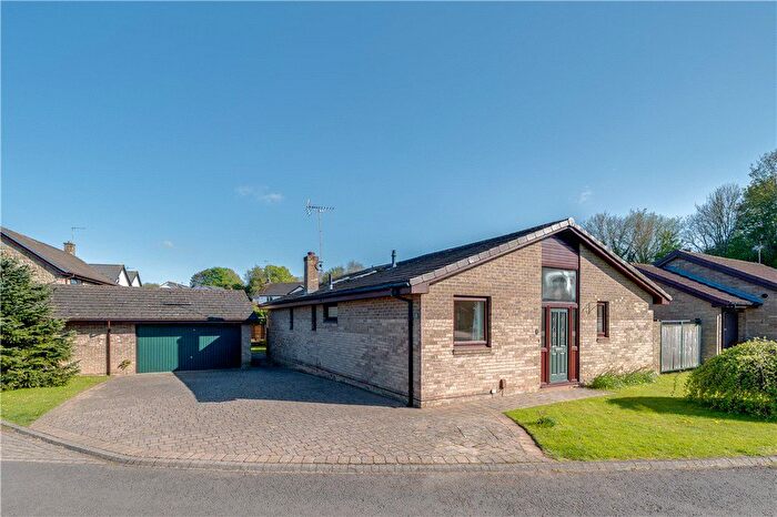 3 Bedroom Bungalow For Sale In Kings Meadow Drive, Wetherby, West Yorkshire, LS22