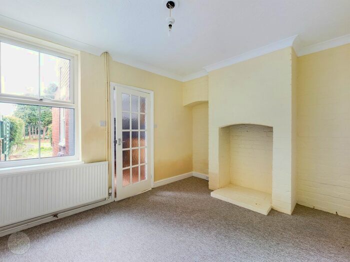 2 Bedroom Terraced House For Sale In Grandstand Road, Hereford, HR4