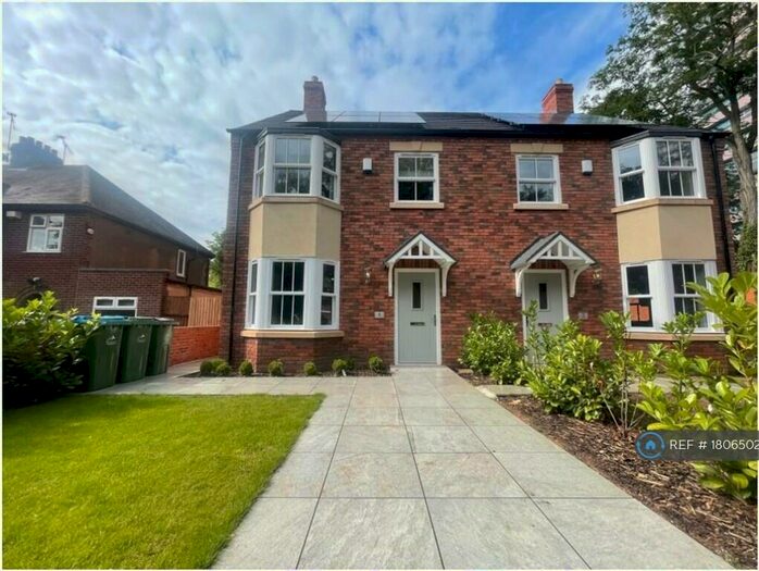 4 Bedroom Semi-Detached House To Rent In Middleborough Road, Conventry, CV1