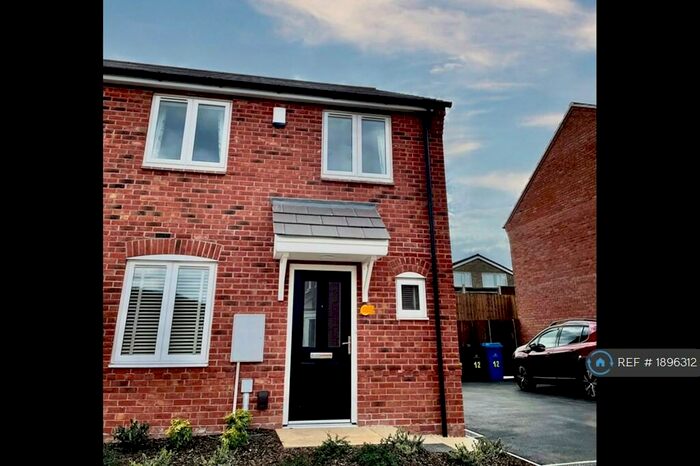3 Bedroom Semi-Detached House To Rent In Littleover, Littleover, Derby, DE23