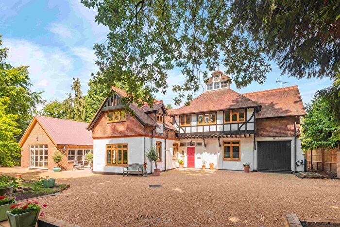4 Bedroom Detached House For Sale In Windsor Road, Ascot, SL5