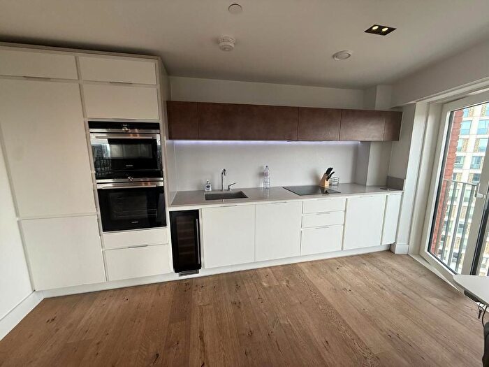 1 Bedroom Flat To Rent In Exchange Gardens, London, SW8