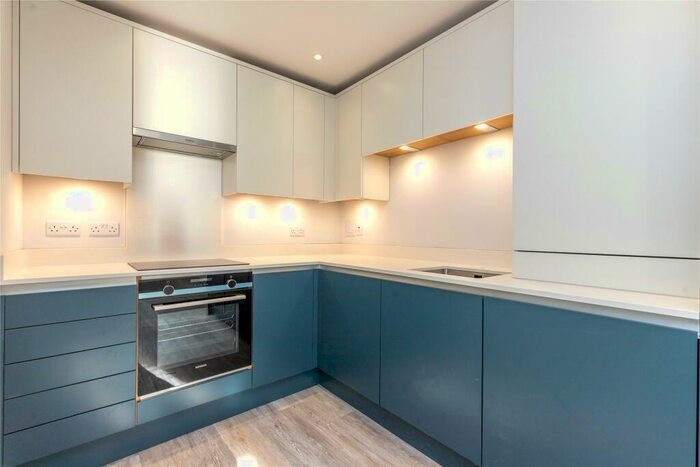 1 Bedroom Apartment To Rent In West Street, Maidenhead, Berkshire, SL6