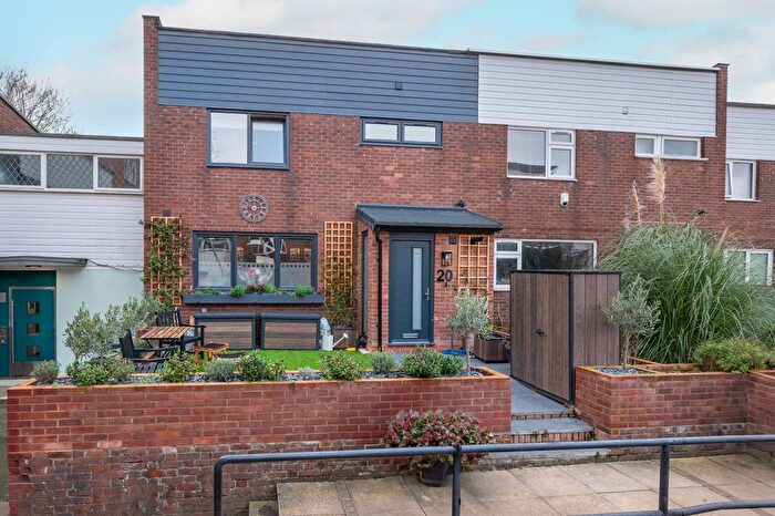 3 Bedroom Terraced House For Sale In Vibart Gardens, Tulse Hill, London, SW2