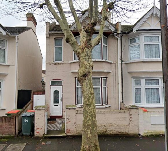 3 Bedroom End Terrace House To Rent In Caulfield Road, London, E6