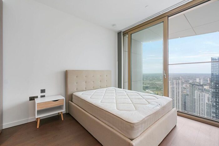 2 Bedroom Apartment To Rent In Park Drive, London, E14