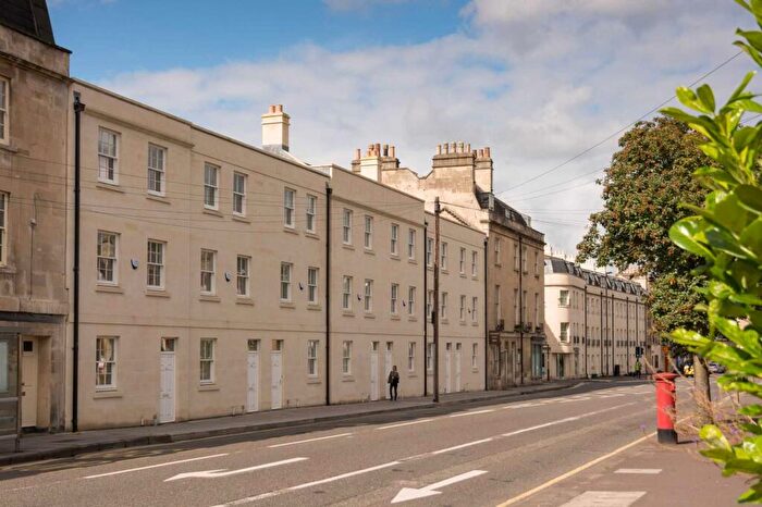 4 Bedroom House To Rent In Monmouth Place, BA1