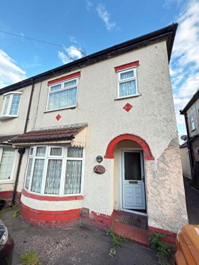 3 Bedroom Semi-Detached House For Sale In Warmingham Road, Crewe, Cheshire, CW1