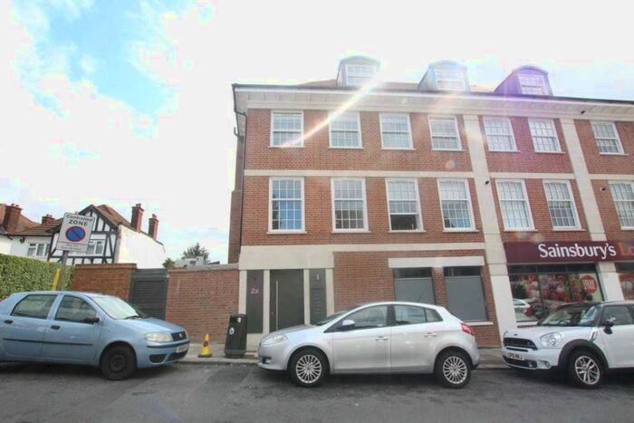 1 Bedroom Flat To Rent In Rundell Crescent, Hendon, NW4