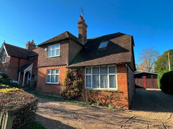 3 Bedroom Detached House For Sale In Station Road, Northiam, TN31