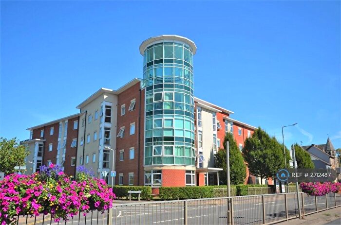 2 Bedroom Flat To Rent In Kerr Place, Aylesbury, HP21