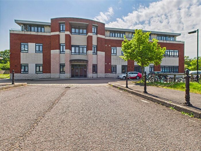 1 Bedroom Flat To Rent In Lime Tree Way, Chineham, Basingstoke, RG24