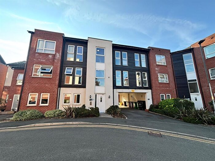 2 Bedroom Flat To Rent In Georgia Avenue, West Didsbury, Manchester, M20