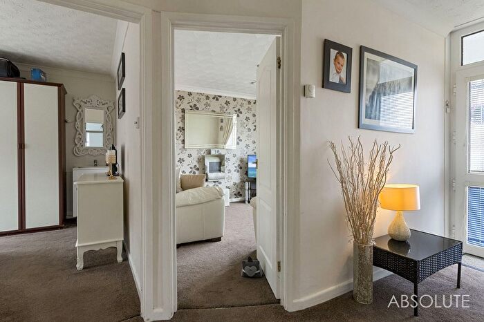 2 Bedroom Detached Bungalow For Sale In Preston Down Road, Preston, TQ3