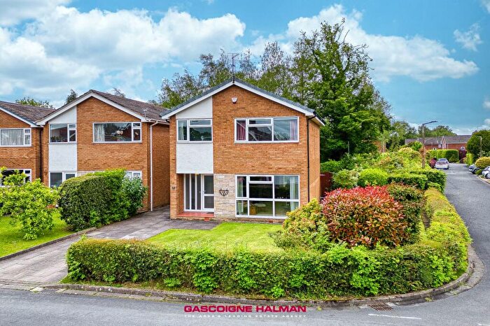 4 Bedroom Detached House For Sale In Padstow Drive, Bramhall, SK7