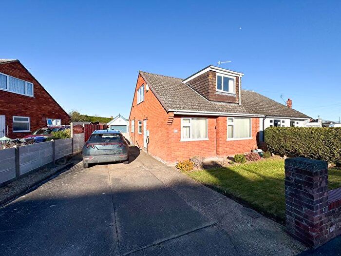 4 Bedroom Semi-Detached House For Sale In Keith Crescent, Laceby, DN37