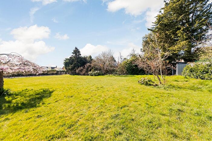 4 Bedroom Detached House For Sale In Norman Avenue, Abingdon, OX14