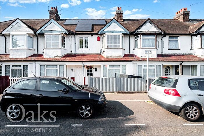 3 Bedroom Maisonette For Sale In Rialto Road, Mitcham, CR4