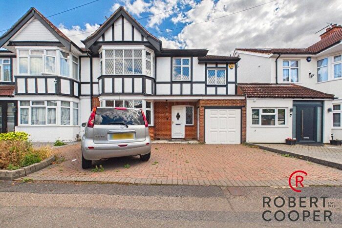 4 Bedroom Semi Detached House For Sale In Abbotsbury Gardens, Pinner, HA5