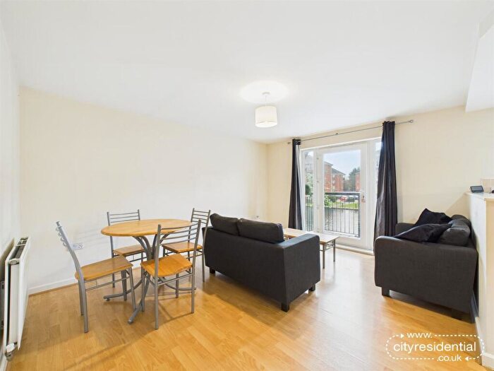 2 Bedroom Apartment For Sale In City Quay, Liverpool, L3
