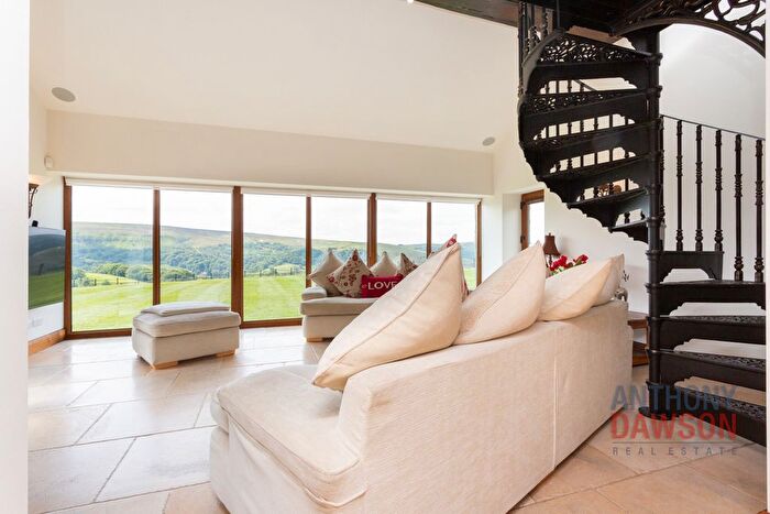 7 Bedroom Detached House For Sale In Merrills Head Barn, Long Causeway, Burnley, BB10