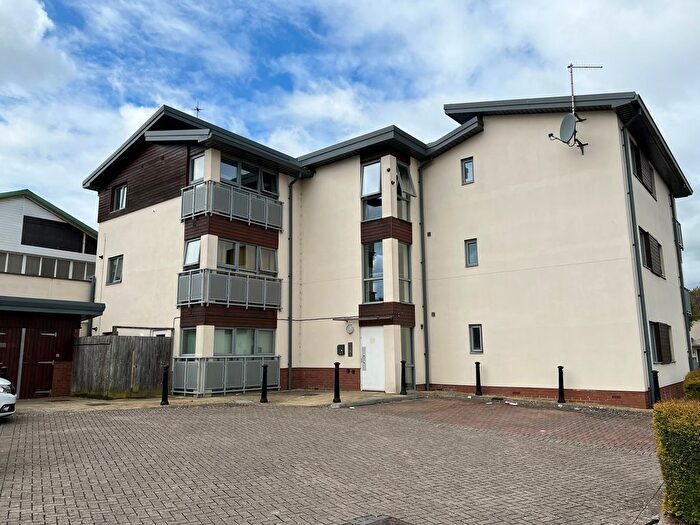 2 Bedroom Flat To Rent In Langcliffe Court, Wroughton Drive, Hartcliffe, Bristol, BS13