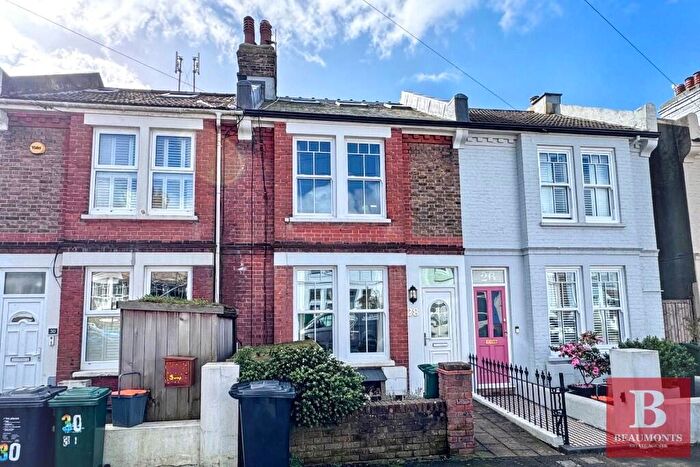 3 Bedroom Terraced House For Sale In Sandgate Road, BN1