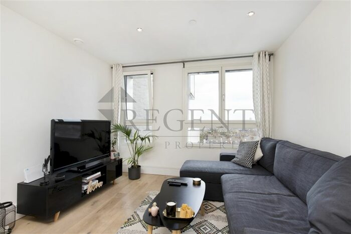 1 Bedroom Flat To Rent In St Luke's Avenue, Clapham, SW4