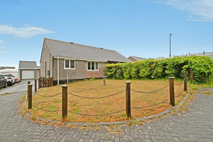 2 Bedroom Bungalow For Sale In Treganoon Road, Mount Ambrose, Redruth, Cornwall, TR15