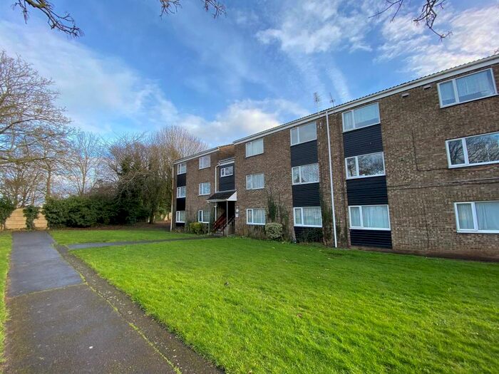 2 Bedroom Apartment To Rent In Emmanuel Close, Ipswich, IP2