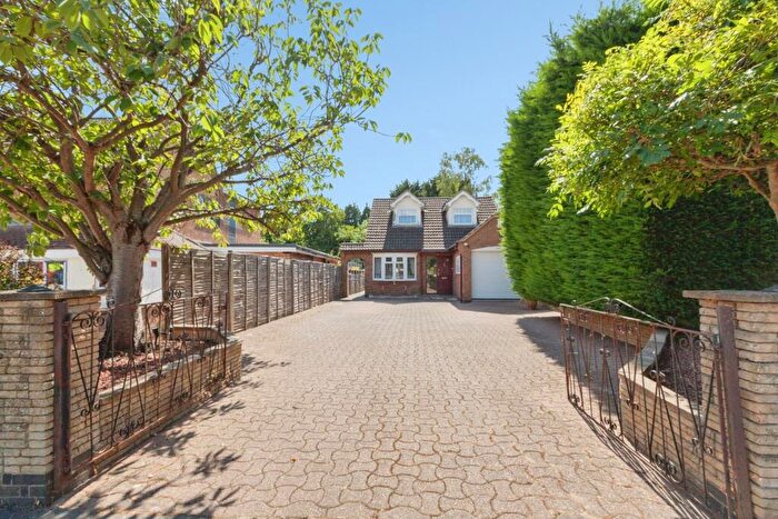 3 Bedroom Detached House For Sale In Uppingham Road, Leicester, Leicestershire, LE5