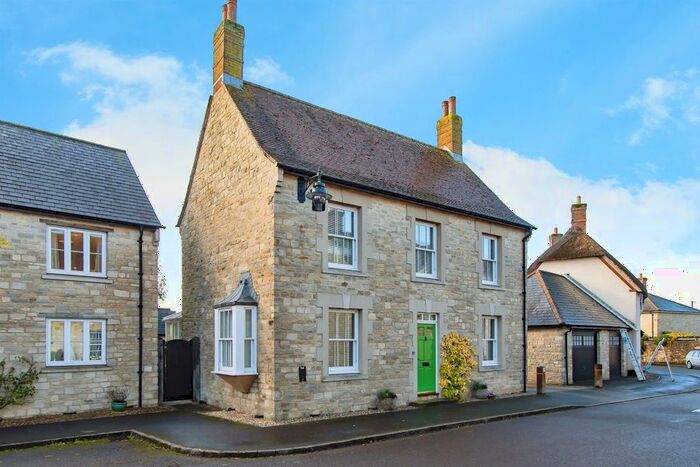 4 Bedroom Detached House To Rent In Oak Lane, Mere, Warminster, BA12