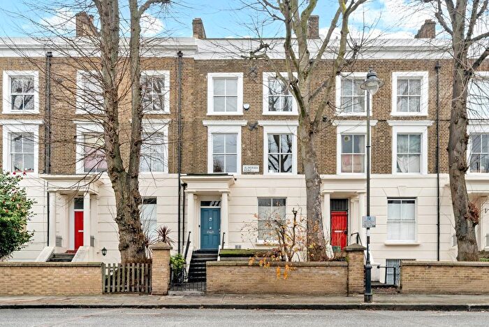 4 Bedroom Flat For Sale In Almorah Road, Islington, N1